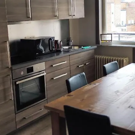 Le 5 Eme Apartment *